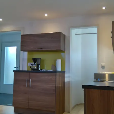 Gasthuis Elisabeth - & Salzburg