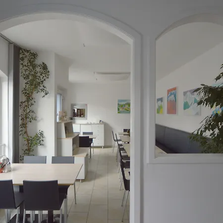 Elisabeth - & * Salzburg